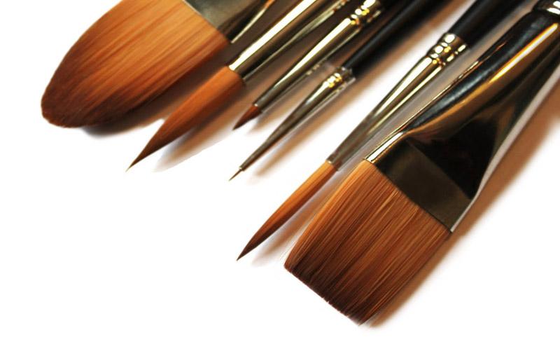 Types and Shapes of Art Paintbrushes